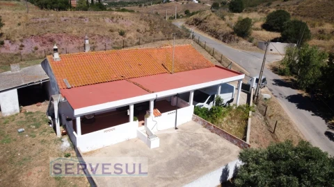 Quinta T2 para Venda em São Bartolomeu de Messines