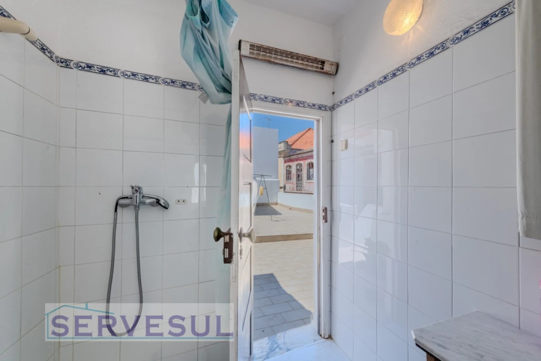 Moradia T4 para Venda em Silves Foto 36