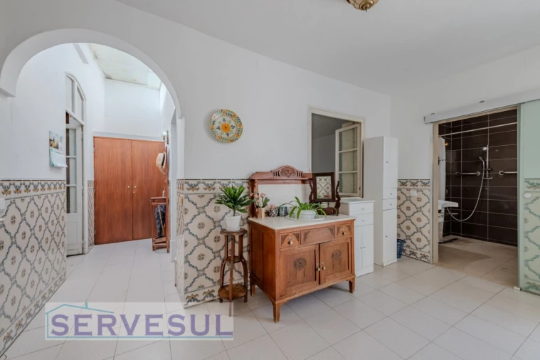 Moradia T4 para Venda em Silves Foto 30