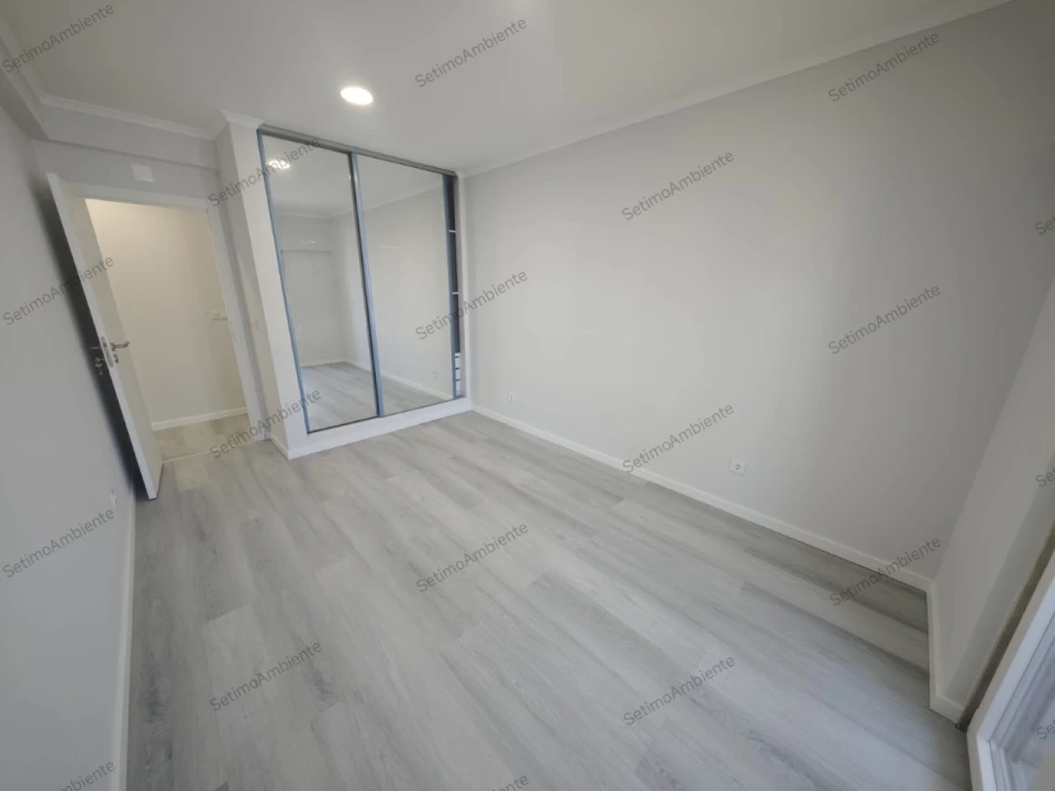 Apartamento T4 para Venda em Amora Foto 7