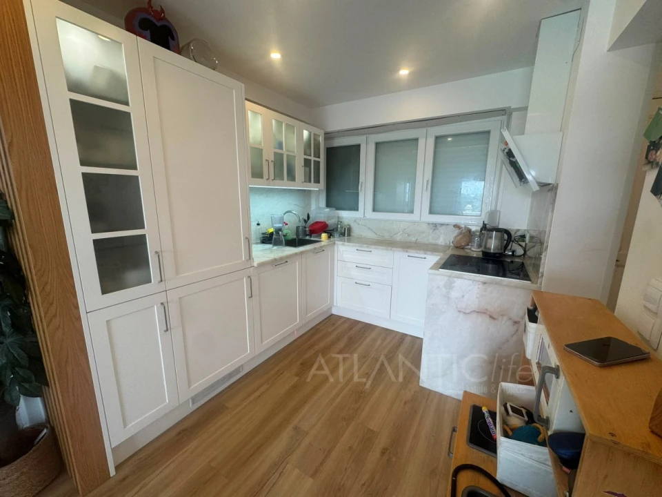 Apartamento T2 para Venda em Santa Maria e São Miguel, São Martinho, São Pedro Penaferrim Foto 1