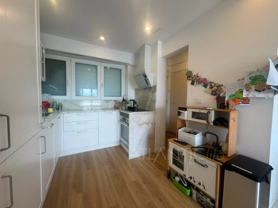 Apartamento T2 para Venda em Santa Maria e São Miguel, São Martinho, São Pedro Penaferrim Foto 4