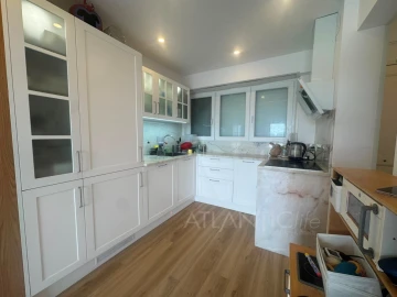 Apartamento T2 para Venda em Santa Maria e São Miguel, São Martinho, São Pedro Penaferrim