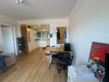 Apartamento T2 para Venda em Santa Maria e São Miguel, São Martinho, São Pedro Penaferrim