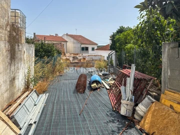 Terreno para Venda em São Miguel do Rio Torto e Rossio Ao Sul do Tejo