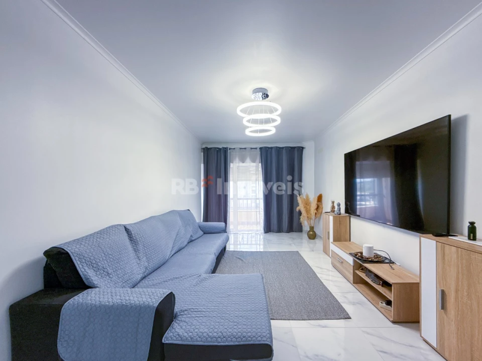 Apartamento T4 para Venda em São João Baptista e Santa Maria dos Olivais Foto 8