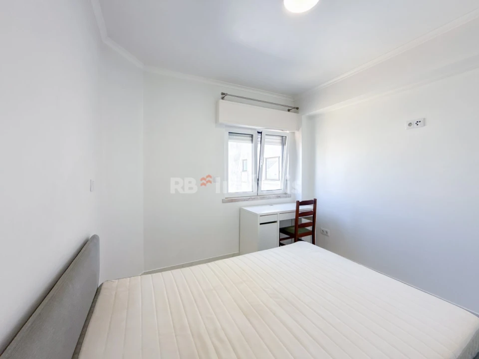 Apartamento T4 para Venda em São João Baptista e Santa Maria dos Olivais Foto 19