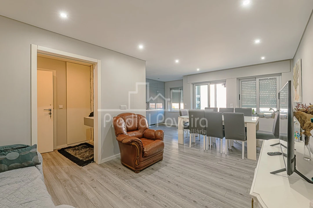 Apartamento T2 para Venda em Póvoa de Varzim, Beiriz e Argivai Foto 1