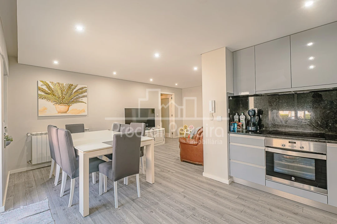Apartamento T2 para Venda em Póvoa de Varzim, Beiriz e Argivai Foto 4