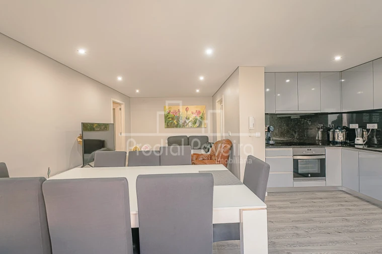 Apartamento T2 para Venda em Póvoa de Varzim, Beiriz e Argivai Foto 3