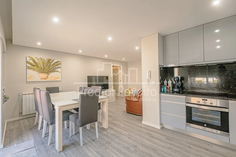 Apartamento T2 para Venda em Póvoa de Varzim, Beiriz e Argivai Foto 4