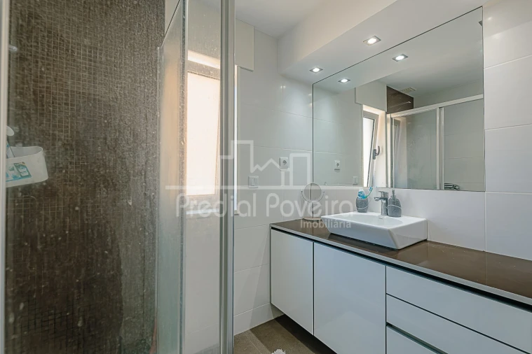 Apartamento T2 para Venda em Póvoa de Varzim, Beiriz e Argivai Foto 9