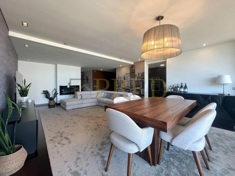 Apartamento T3 para Venda em Canidelo Foto 3