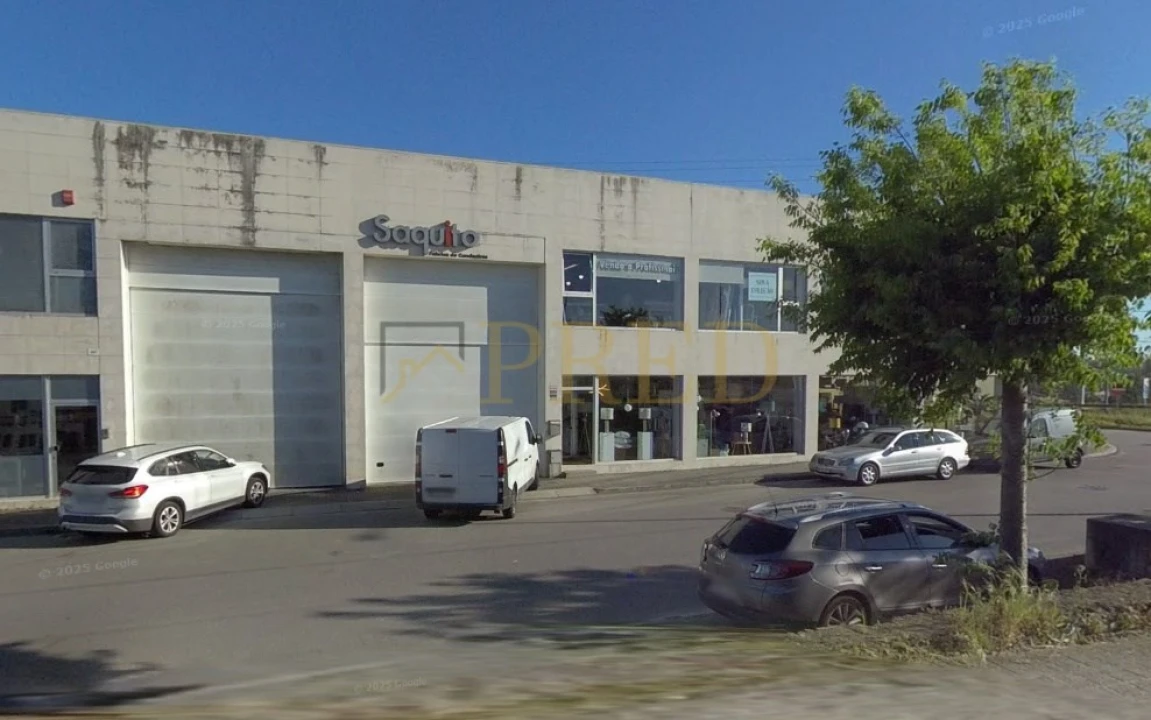 Armazém para Arrendamento em Touguinha e Touguinhó Foto 2