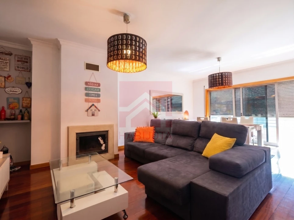 Apartamento T2 para Venda em Rio Tinto Foto 1
