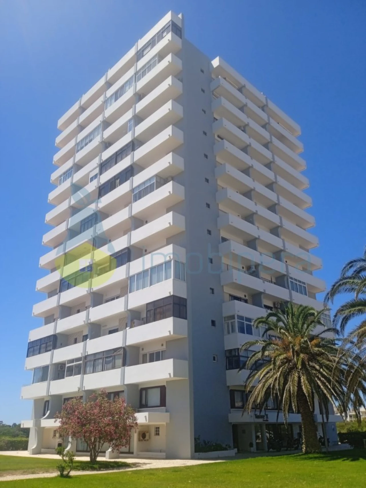 Apartamento T1 para Venda em Alvor Foto 4