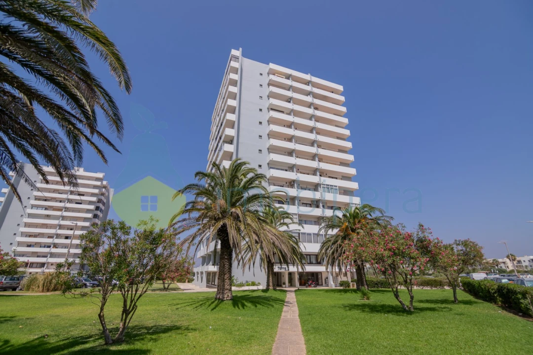 Apartamento T1 para Venda em Alvor Foto 1
