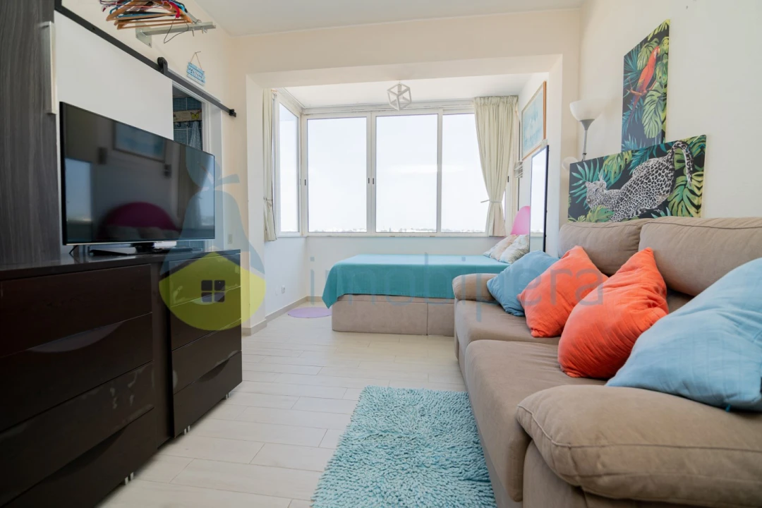 Apartamento T1 para Venda em Alvor Foto 14