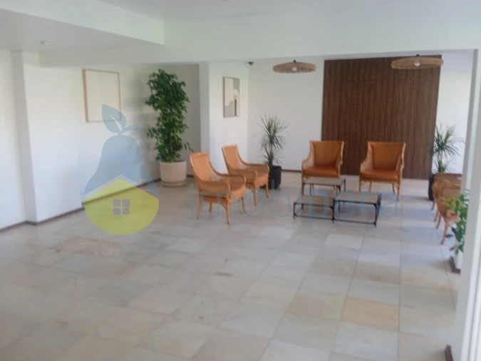 Apartamento T1 para Venda em Alvor Foto 9