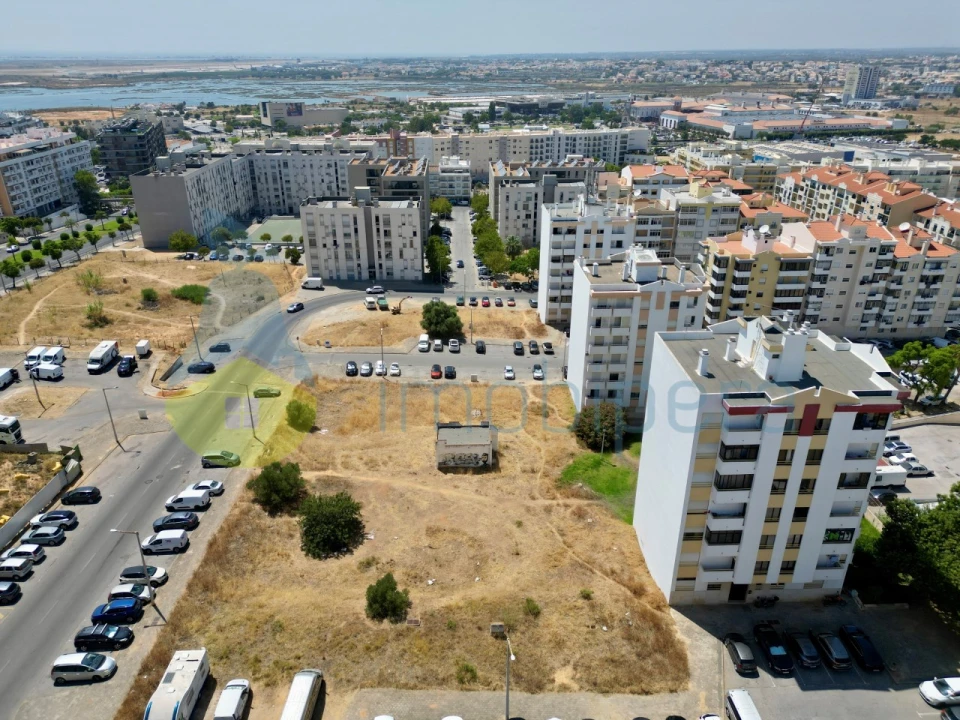Terreno para Venda em Faro (Sé e São Pedro) Foto 4