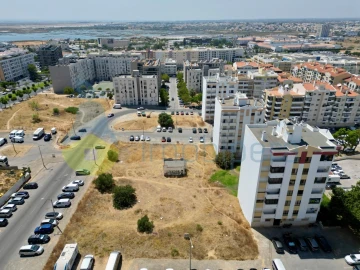 Terreno para Venda em Faro (Sé e São Pedro)