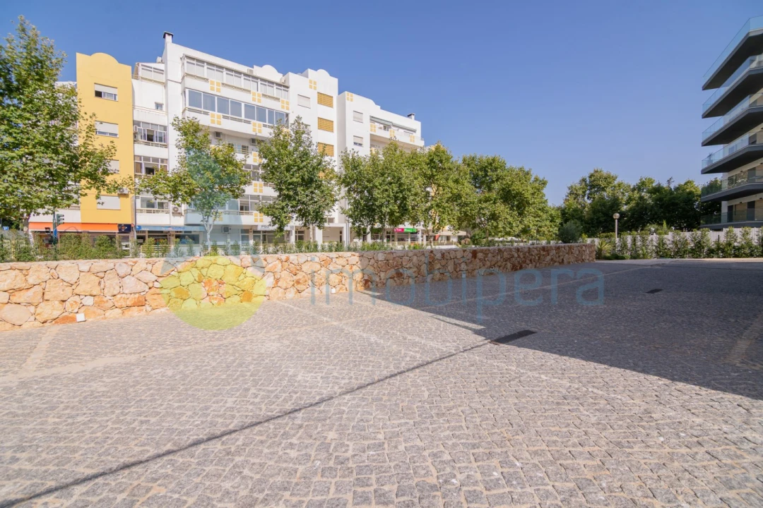 Apartamento T1 para Venda em Portimão Foto 37