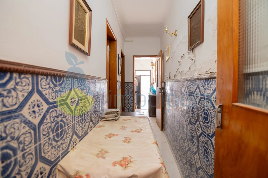 Moradia T3 para Venda em Alvor Foto 4