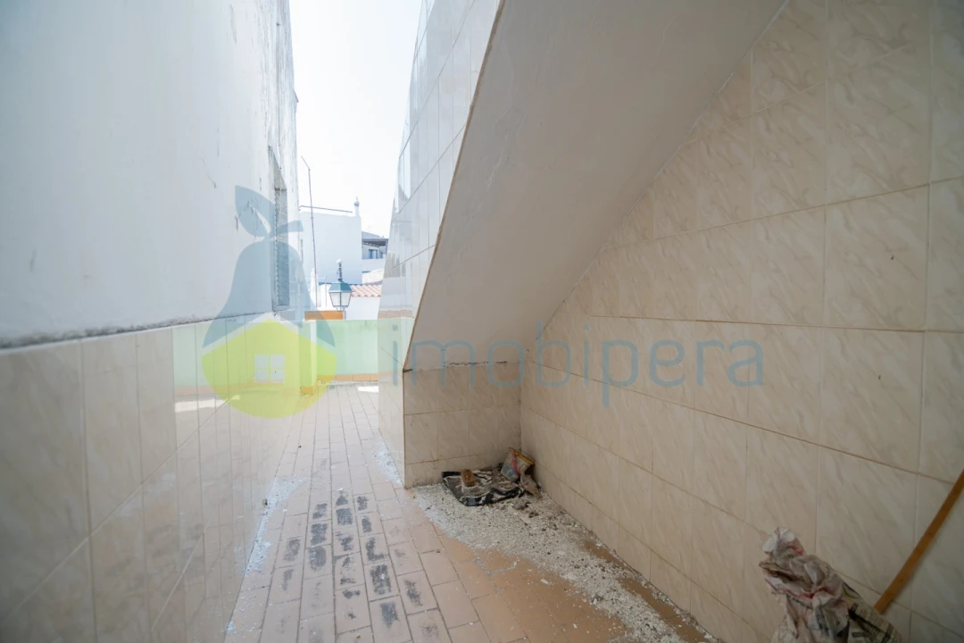 Moradia T3 para Venda em Alvor Foto 12