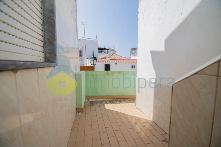Moradia T3 para Venda em Alvor Foto 11