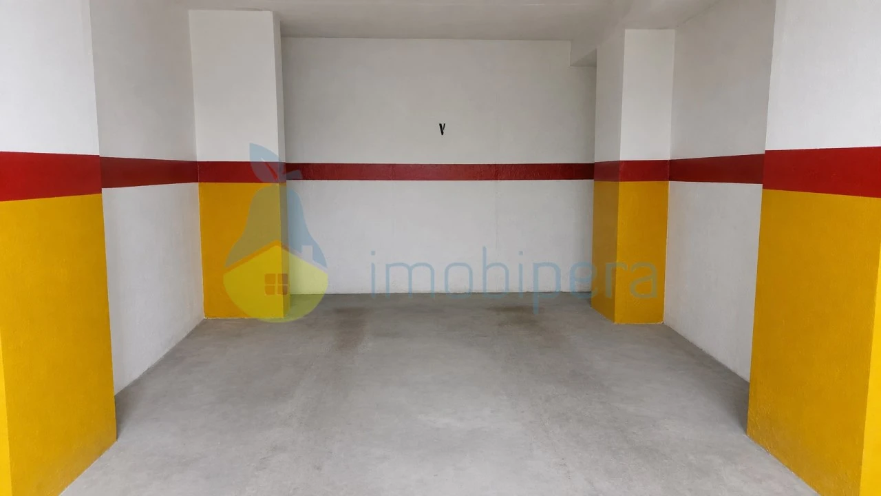 Apartamento T2 para Venda em Armação de Pera Foto 18
