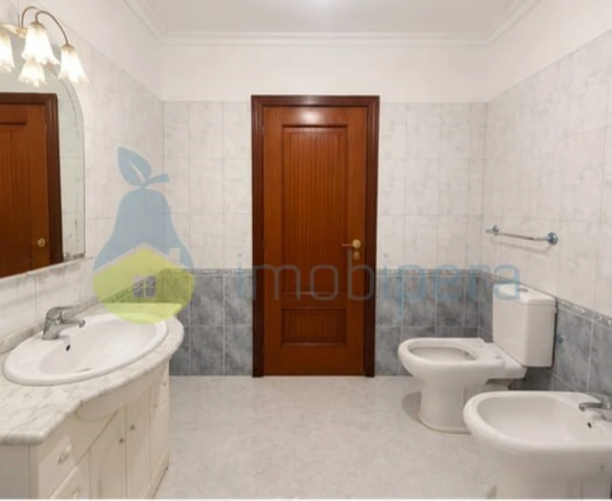Apartamento T2 para Venda em Armação de Pera Foto 5