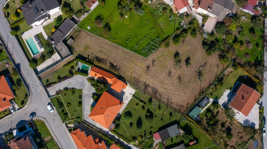 Terreno para Venda em Campos e Louredo Foto 7