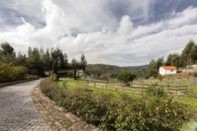 Moradia T5 para Venda em Vieira do Minho