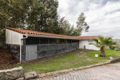 Moradia T5 para Venda em Vieira do Minho