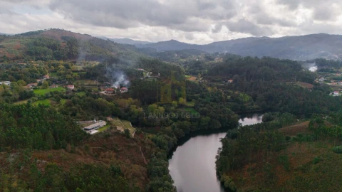 Moradia T5 para Venda em Vieira do Minho
