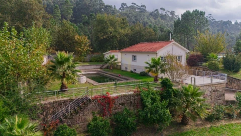 Moradia T5 para Venda em Vieira do Minho