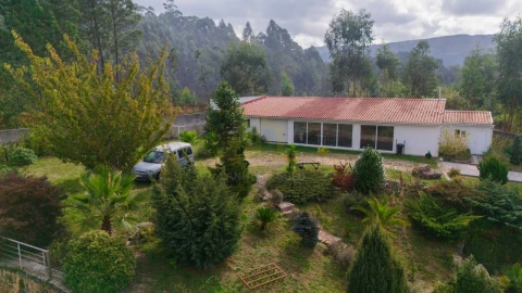 Moradia T5 para Venda em Vieira do Minho
