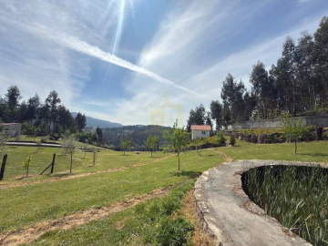 Moradia T5 para Venda em Vieira do Minho