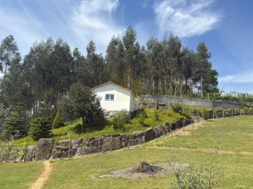 Moradia T5 para Venda em Vieira do Minho