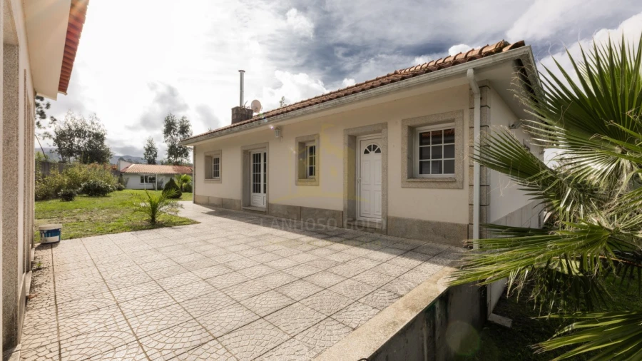 Moradia T5 para Venda em Vieira do Minho