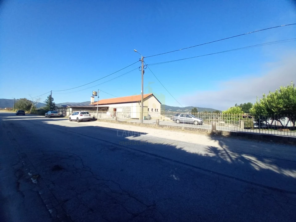 Negócio para Venda em Arcozelo Foto 15