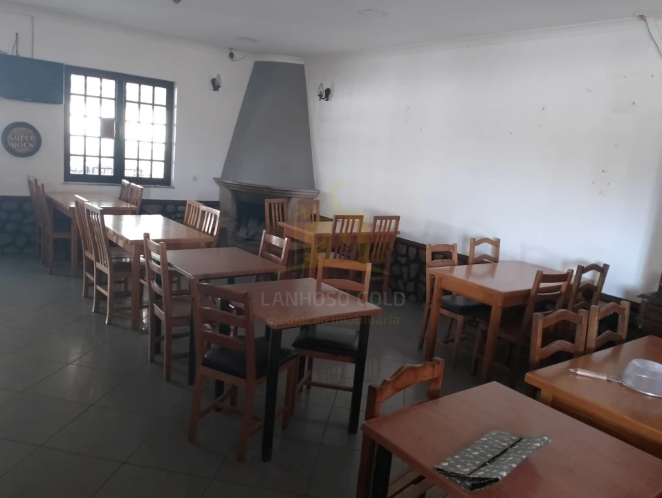 Negócio para Venda em Arcozelo Foto 21