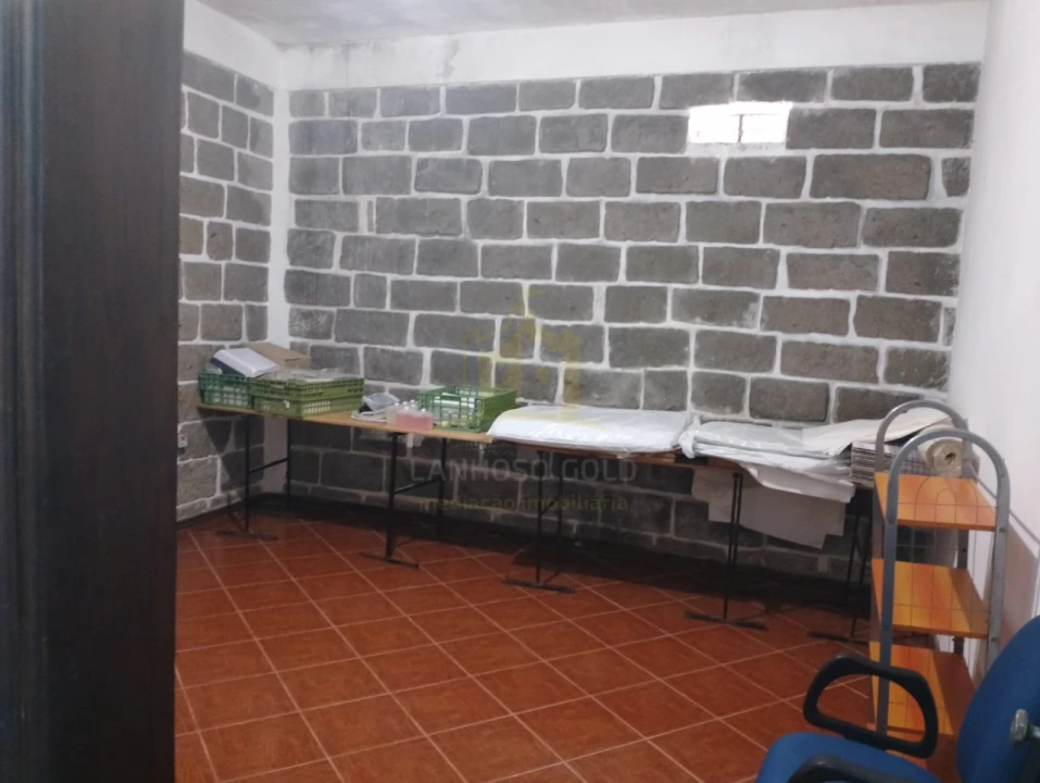 Negócio para Venda em Arcozelo Foto 31