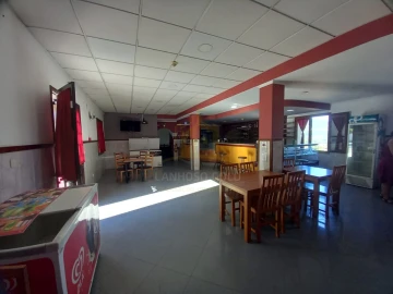 Negócio para Venda em Arcozelo