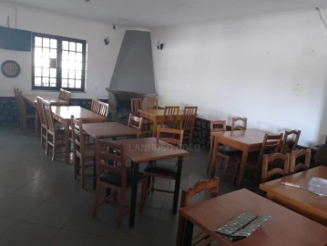 Negócio para Venda em Arcozelo