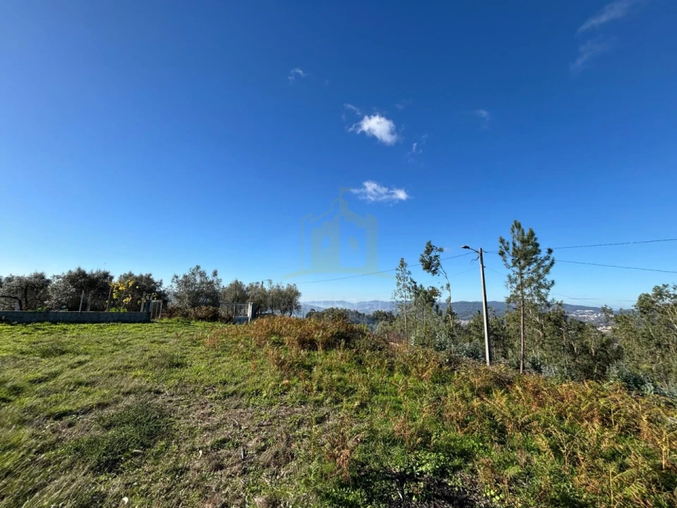 Terreno para Venda em Sobradelo da Goma Foto 15