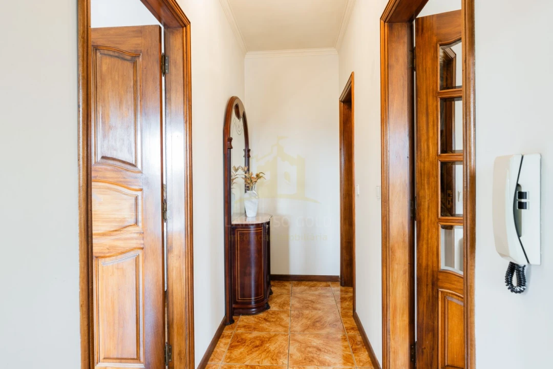 Moradia T5 para Venda em Taide Foto 20