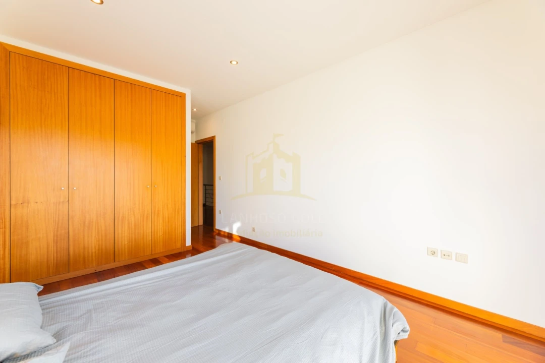 Moradia T4 para Venda em São Vitor (Braga) Foto 22