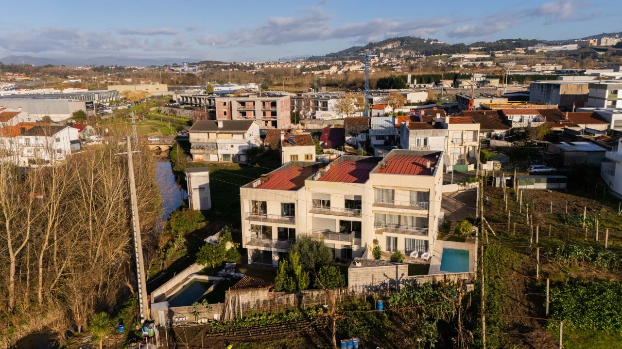 Moradia T4 para Venda em São Vitor (Braga) Foto 35