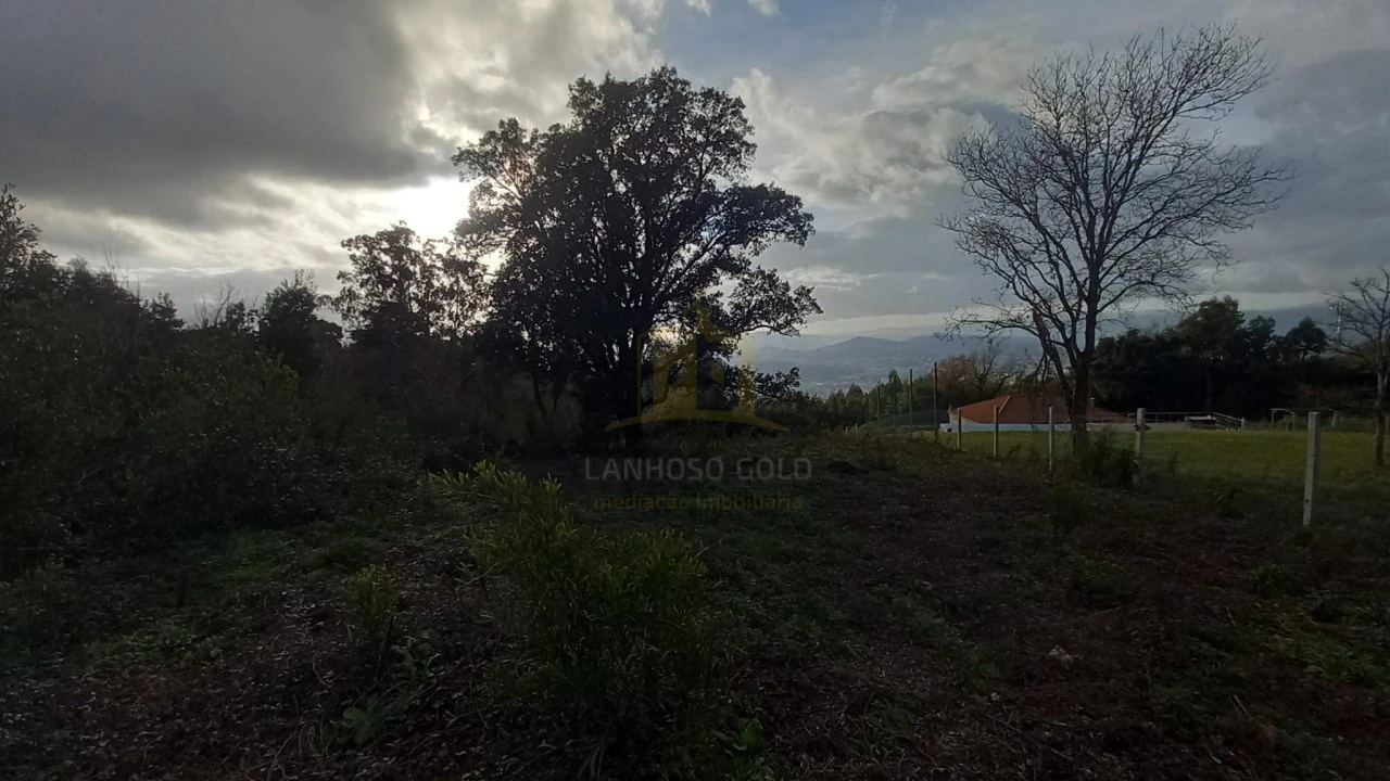 Terreno para Venda em Nogueiró e Tenões Foto 17